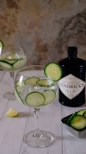 Gin Hendricks 